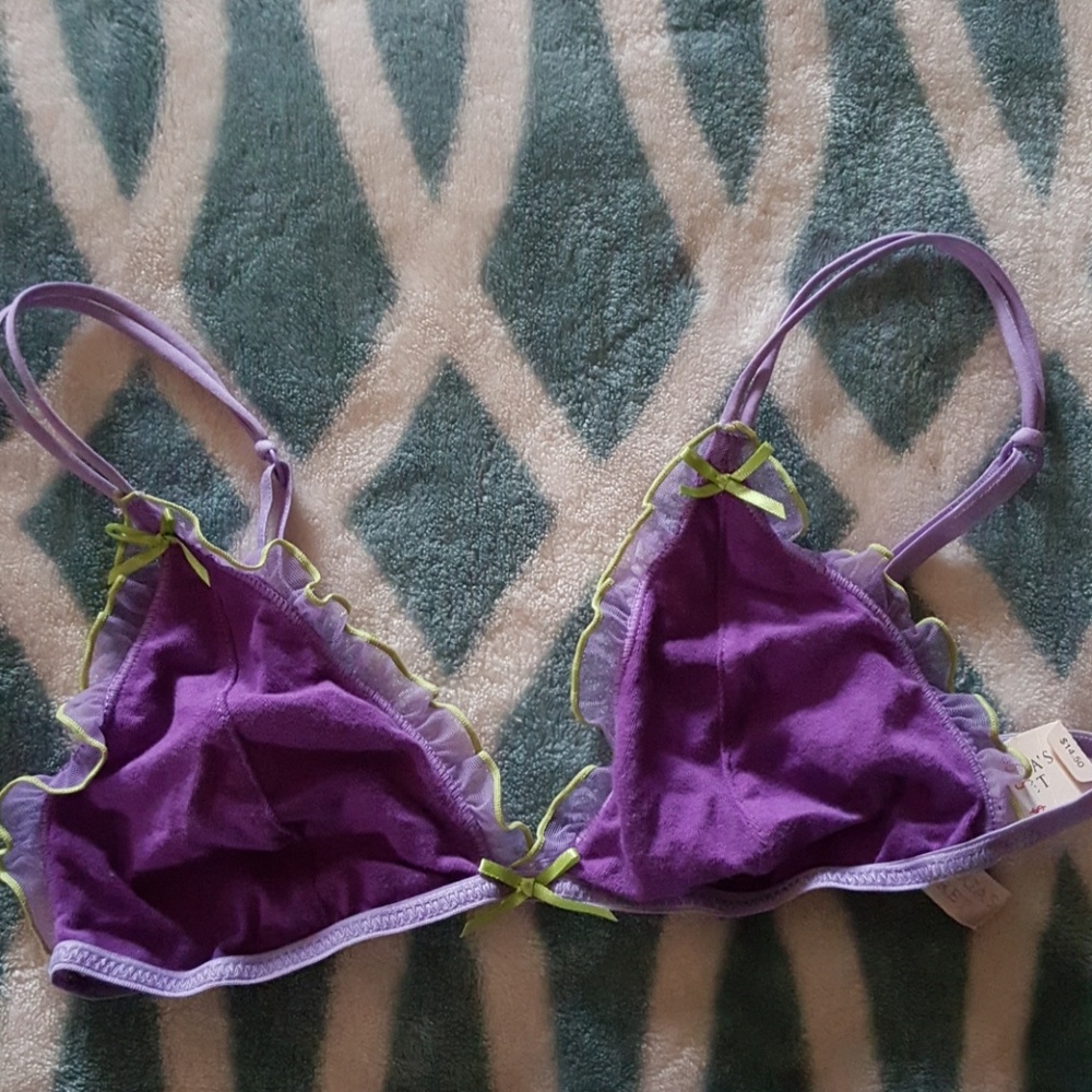 Victoria Secret Purple Bra sz s